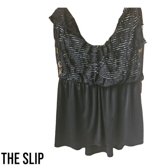 TORRID Plus Size Black & White Striped Peplum Lace V-Neck Tunic/Dress - Picture 8 of 16